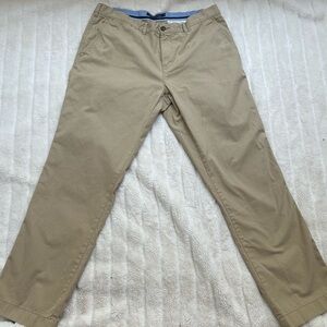 Tommy Hilfiger Men's Khaki Slacks Chinos, Size 38x32